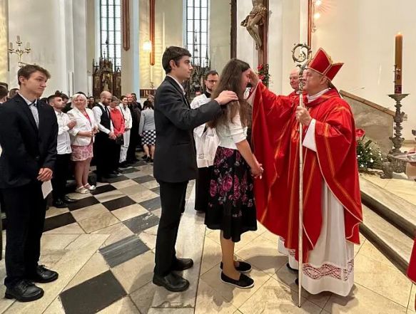 image:Image 32/source/orig/31227_24143_0_image.jpg