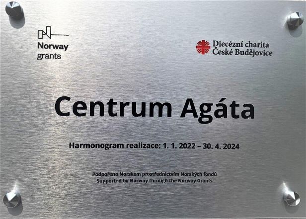 image:Image 34/source/orig/33280_24459_0_agata_w.jpg