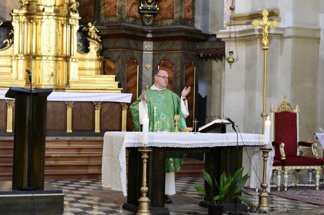 image:Image 36/source/orig/35058_p-pribyl-v-kostele.jpg