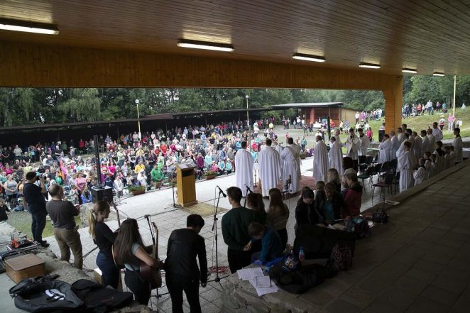 image:Image 37/source/orig/36250_25138_0_praiv_lucia_petrjov_11.jpg