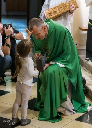 image:Image 37/source/orig/36552_25294_0_rozlouceni-2.jpg