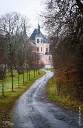 image:Image 38/source/orig/37183_25354_0_221117-zvony-stara-voda-1.jpg