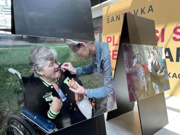 image:Image 38/source/orig/37224_25380_0_230714-streit-santovka-charita-sumperk-0.jpg