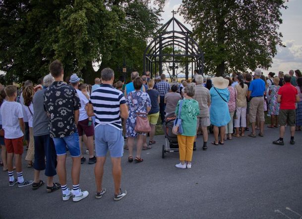 image:Image 38/source/orig/37645_25595_0__opava__petr_nowak.jpg