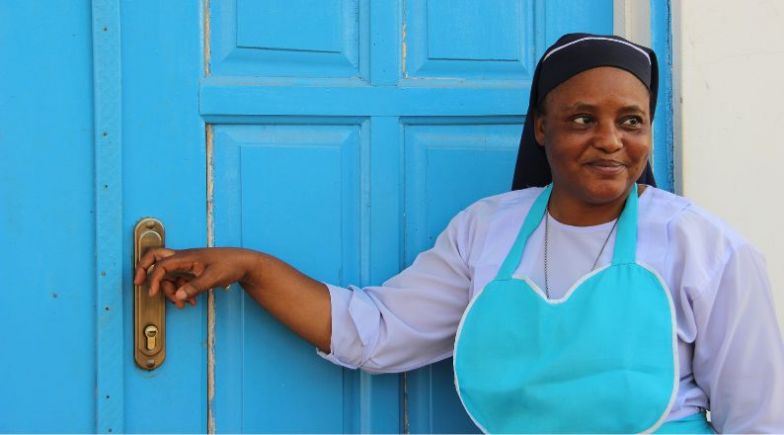 image:Image 40/source/orig/39427_hermana-stan-therese-mumuni.jpg