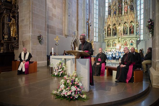 image:Image 42/source/orig/41194_3u7a4466.jpeg