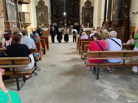 image:Image 42/source/orig/41304_27084_2_3.jpg