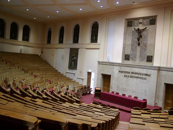 image:Image 43/source/orig/42767_main-lecture-hall-of-the-pontifical-university-of-st-thomas-aquinas.JPG