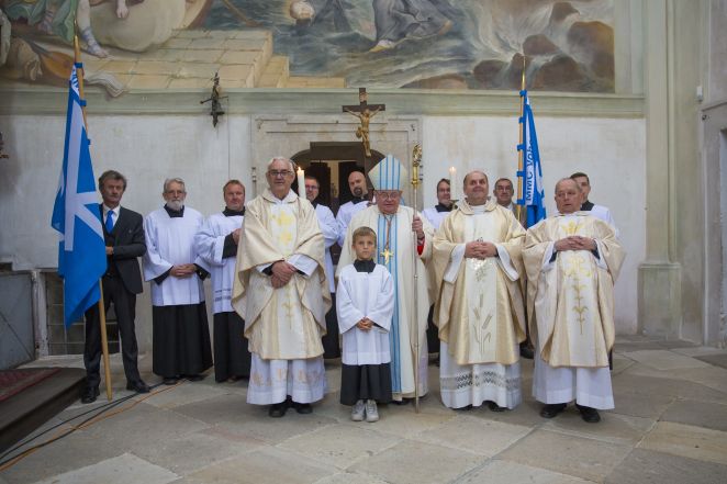 image:Image 43/source/orig/42912_84mse-kladruby-sp.jpg