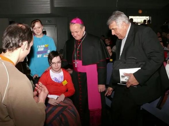 image:Image 44/source/orig/43315_27979_0_image.jpg