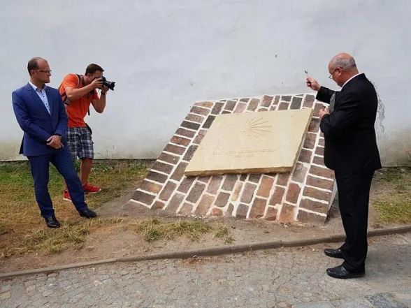 image:Image 45/source/orig/44083_28334_0_image.jpg