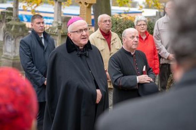 image:Image 45/source/orig/44603_28646_7_dsc-8807.jpg