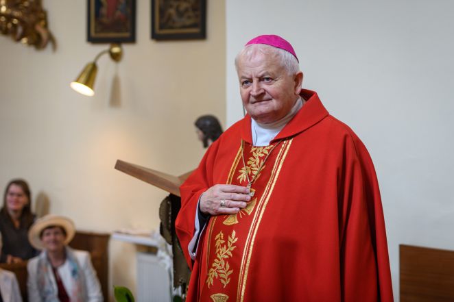 image:Image 45/source/orig/44832_22-05-22-jase-js84973.jpg