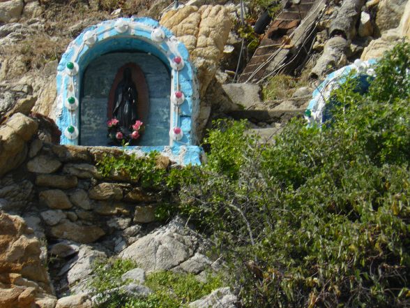 image:Image 45/source/orig/44990_la-virgen-de-la-quebrada.jpg