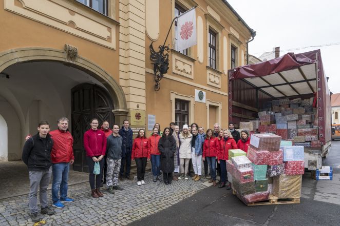 46/source/orig/45764_20231121094420-darky-ukrajina-lapala17.jpg image:Image 46/source/orig/45764_20231121094420-darky-ukrajina-lapala17.jpg