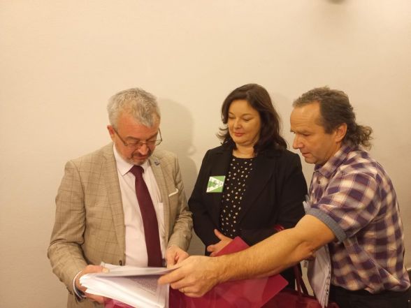 46/source/orig/45797_29555_0_petice.jpg image:Image 46/source/orig/45797_29555_0_petice.jpg