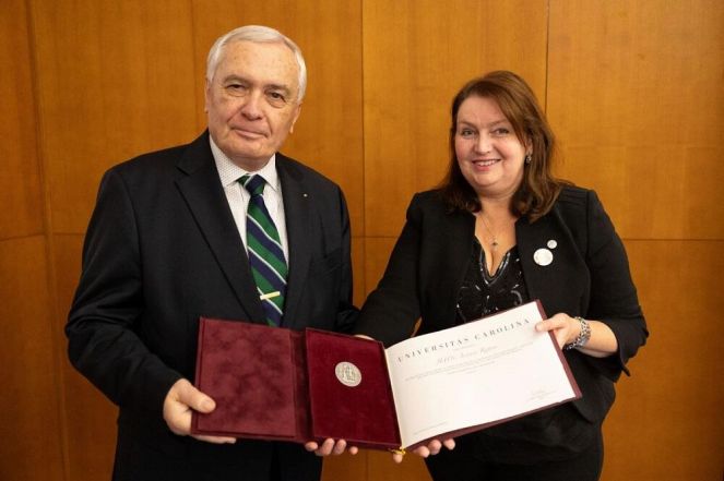 image:Image 47/source/orig/46968_30254_0_kotous_medaileuk_1.jpg