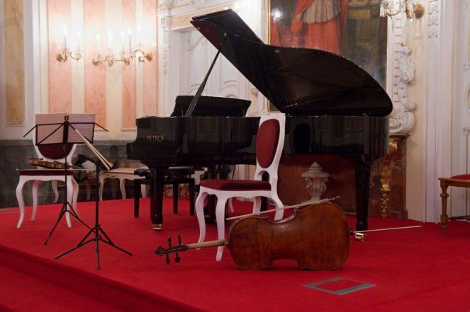 image:Image 48/source/orig/47054_30367_0_201207-koncert-trio-martinu-mfo-1.jpg