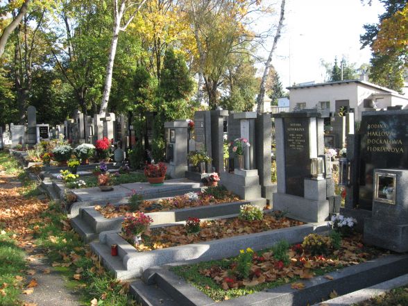 image:Image 48/source/orig/47229_hrdlorezsky-hrbitov.jpg