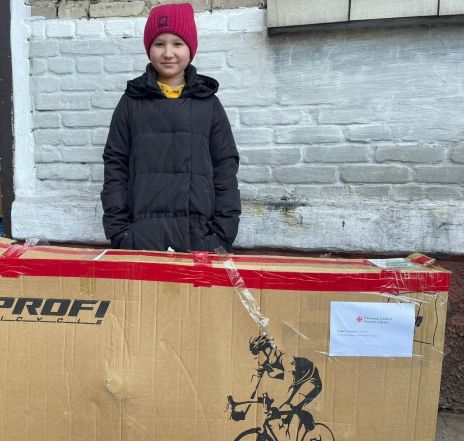 image:Image 48/source/orig/47323_30701_0_jedenctilet_sofia_a_drek_kter_si_pla_jzdn_kolo_novohrodivka_donck_oblast.jpg