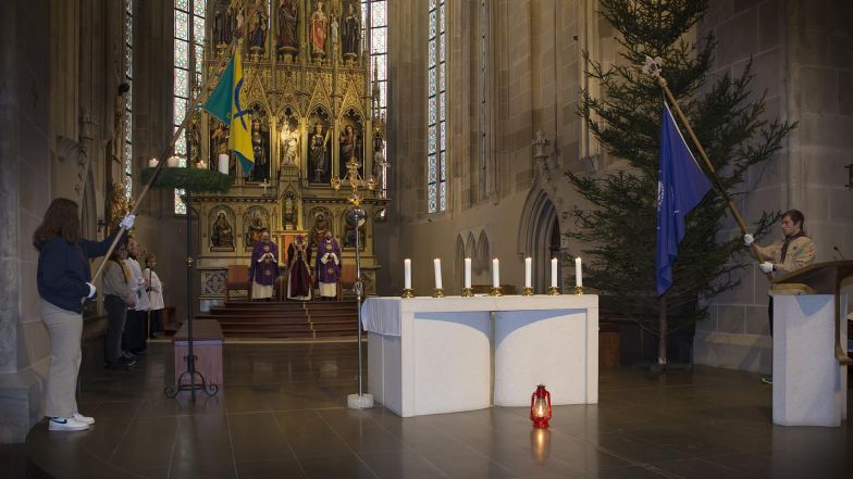 image:Image 48/source/orig/47663_23betlemske-svetlo-sp-cropped.jpg