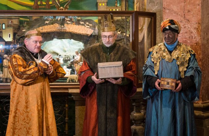 image:Image 49/source/orig/48479_31230_0_240102-trikralova-sbirka-vip.jpg