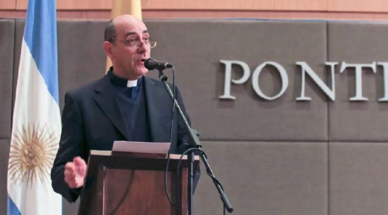 image:Image 49/source/orig/48674_victor-manuel-fernandez-prefecto-del-dicasterio-de-la-fe-1.jpg