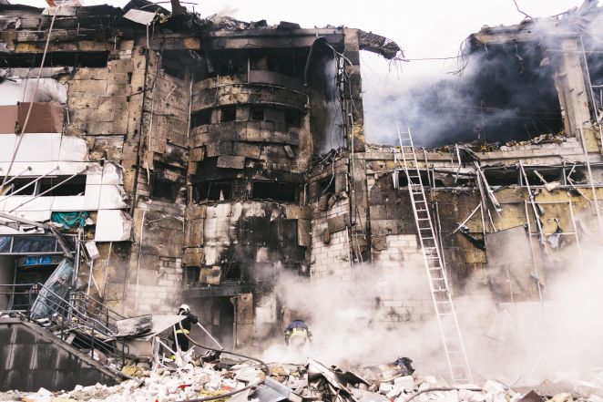 image:Image 50/source/orig/49203_destructions-in-dnipro-after-russian-attack-2023-12-29-10.jpg