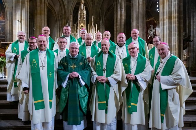 image:Image 50/source/orig/49741_hor2605.jpg