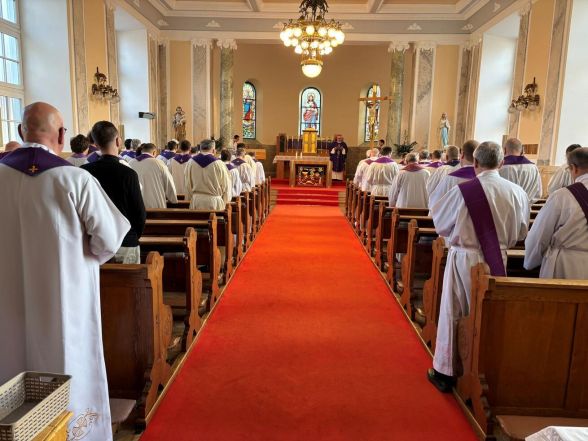 image:Image 52/source/orig/51958_33748_0_velehrad2024.jpg