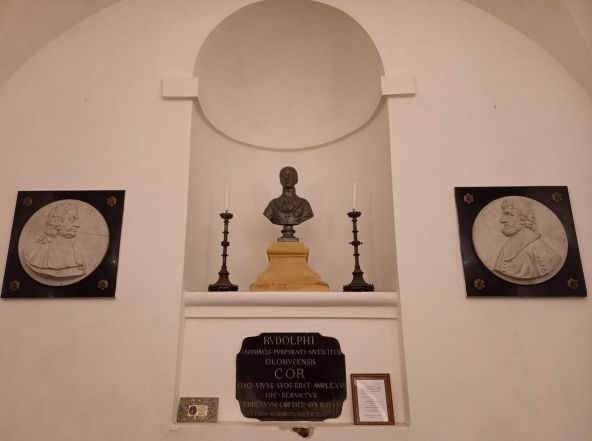 image:Image 55/source/orig/54418_35718_0_krypta-rudolf-jan-2.jpg