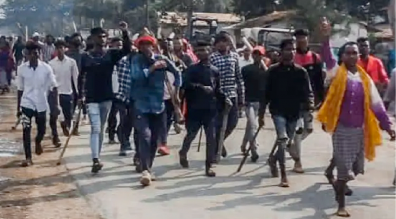 image:Image 55/source/orig/54585_cristianos-son-atacados-e-iglesia-destruida-por-extremistas-hindues-01.png