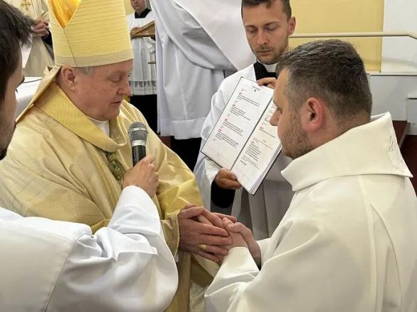 image:Image 55/source/orig/54677_36016_0_image.jpg