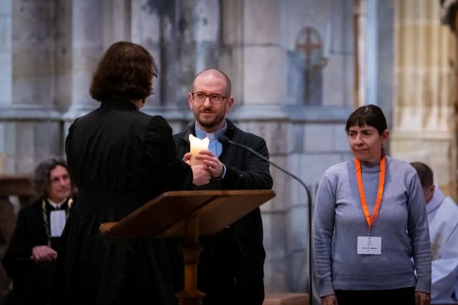 image:Image 55/source/orig/54703_hor6731.jpg