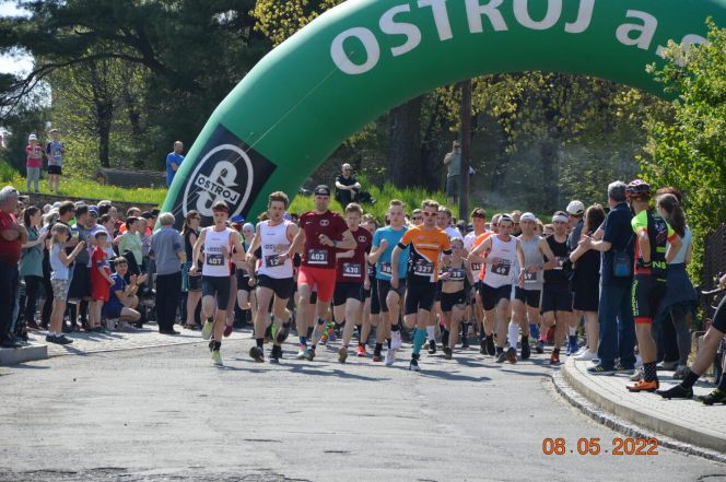 image:Image 56/source/orig/55535_36877_0_memoril.jpg