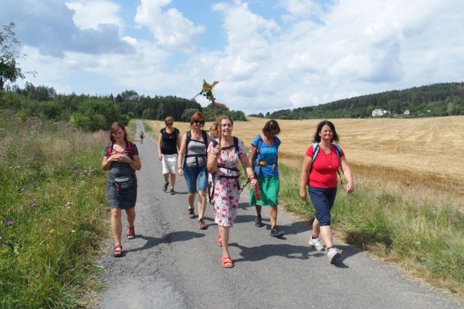 image:Image 57/source/orig/56127_37356_0_220707-pesi-pout-za-umelce.jpg