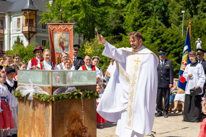 image:Image 57/source/orig/56398_img2695.jpg