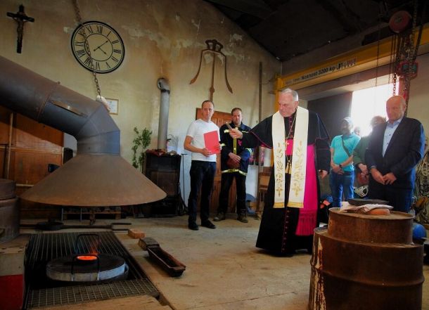 image:Image 58/source/orig/57016_37976_0_krenov_odlevani_w07.jpg