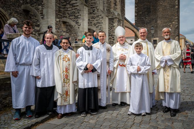 image:Image 58/source/orig/57362_angut-8663.jpg