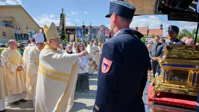 image:Image 59/source/orig/58453_39375_0_20240622-153300-1096-3v7a0016_cropped.jpeg