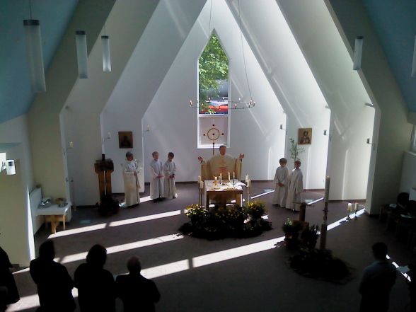 image:Image 59/source/orig/58708_interior-of-old-catholic-church-in-hannover-germany.jpg