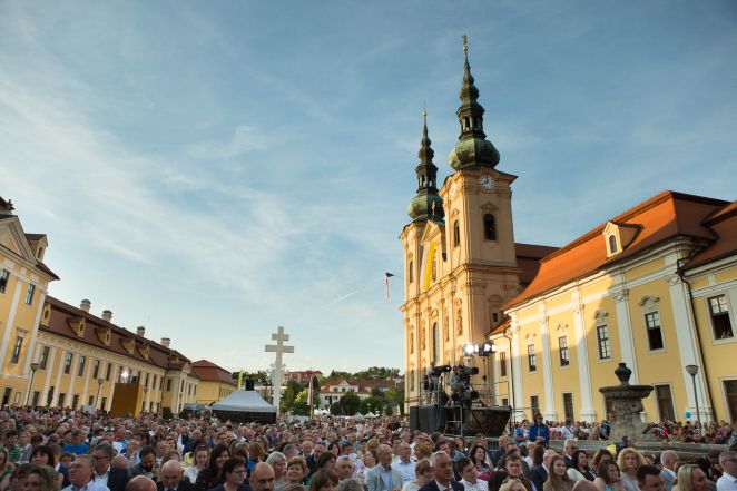 image:Image 59/source/orig/58974_dny-lidi-dobre-vule.jpg