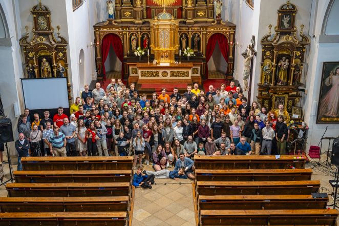 image:Image 61/source/orig/60006_patek-txw-2024-29.jpg