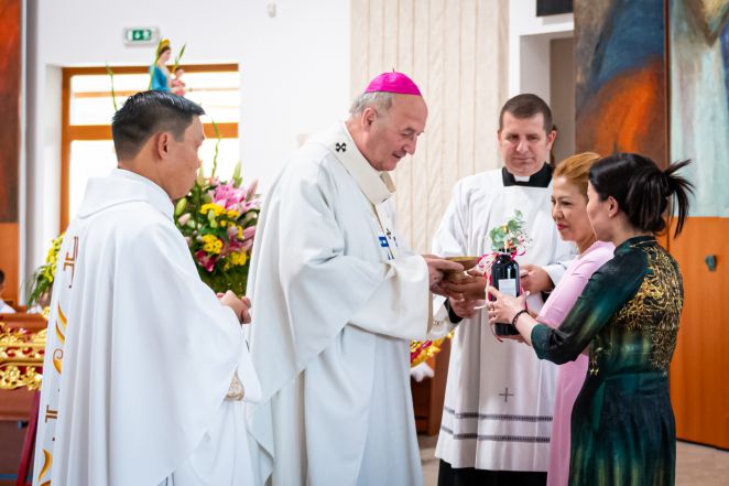 image:Image 61/source/orig/60224_hor4250.jpg