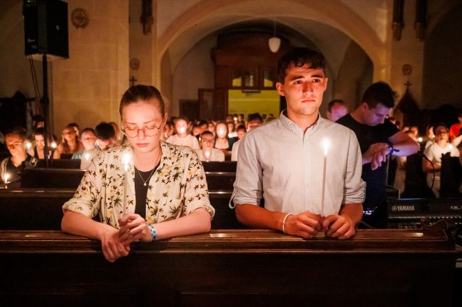 image:Image 61/source/orig/60889_42050_0_2024-08-16vohlimg46vh19870.jpg