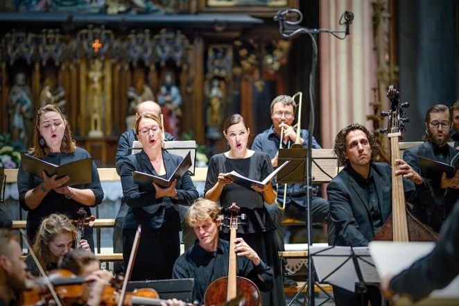 image:Image 62/source/orig/61449_42613_0_240906-koncert.jpg