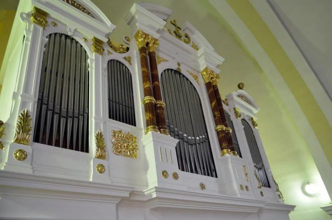 image:Image 63/source/orig/62348_43537_0_image.jpg