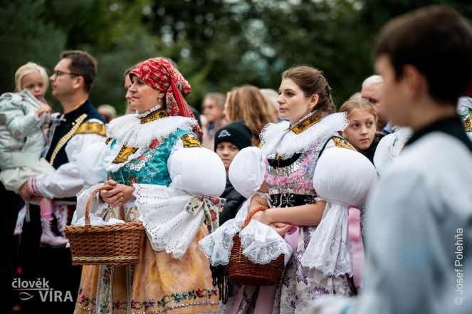 image:Image 63/source/orig/62860_44031_0_241006-ruzencova-pout-00.jpg