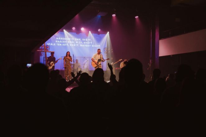 image:Image 64/source/orig/63138_44361_0_240917-godzone-vecere-lidru.jpg