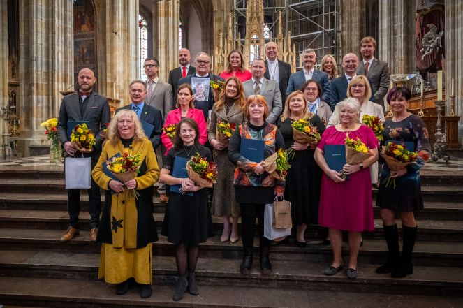 image:Image 64/source/orig/63413_angut-1814.jpg